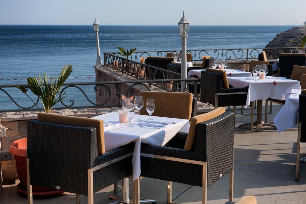 בודווה Hotel Astoria מראה חיצוני תמונה